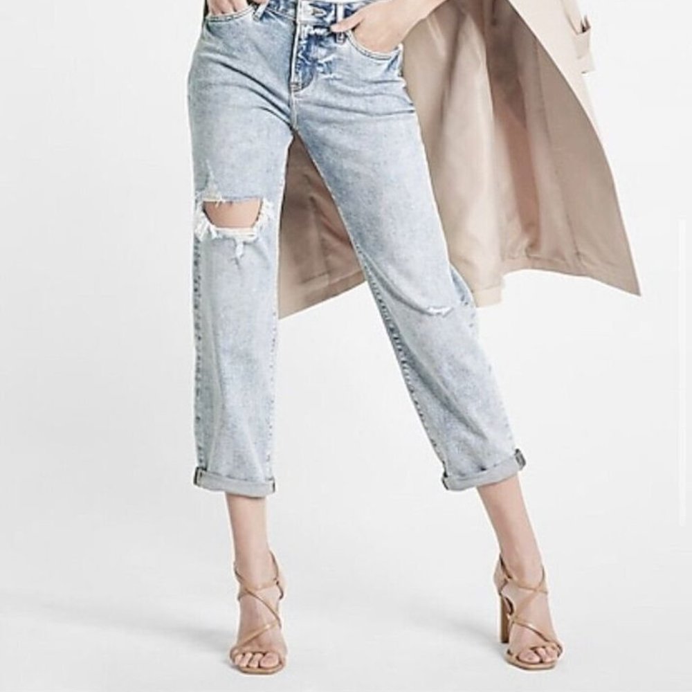 Express Womens Boyfriend Mid Rise Distressed Stretch Jeans WORN ONCE! Sz12